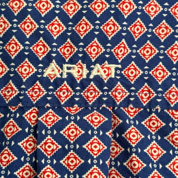 ARIAT Men's Long Sleeve Button Down Shirt - Size Small Embroidered Team Logo - Picture 7 of 11